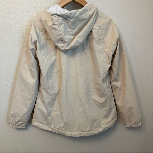 New Balance NWT Hooded Rain Jacket - Picture 3 of 7